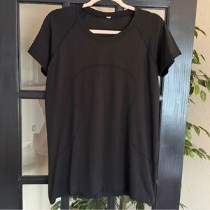 Lululemon swiftly tech short sleeve shirt